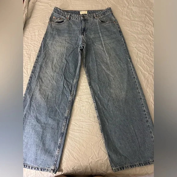 Motel Rocks - Roomy Extra Wide Low Rise Jeans in Vintage Blue Green - Picture 7 of 10